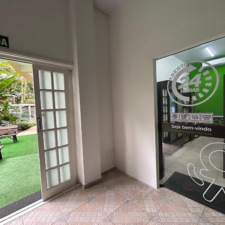 Fabuloso Flat 225, 2 Piscinas Climatizadas, Sky Com 170 Canais,Tv Com Xbox, Internet Particular 500M Bertioga, Riviera De Sao Lourenco Flat Duplex Inteiro, Adega, Cozinha Equipada Completa Servico De Hotelaria, Servico De Praia Nos Finais De Semana Exterior foto