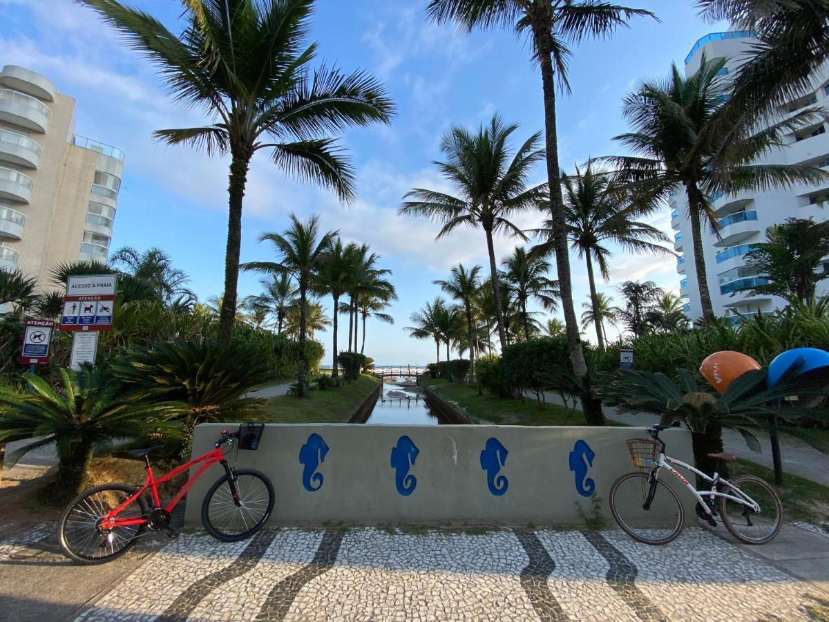 Fabuloso Flat 225, 2 Piscinas Climatizadas, Sky Com 170 Canais,Tv Com Xbox, Internet Particular 500M Bertioga, Riviera De Sao Lourenco Flat Duplex Inteiro, Adega, Cozinha Equipada Completa Servico De Hotelaria, Servico De Praia Nos Finais De Semana Exterior foto